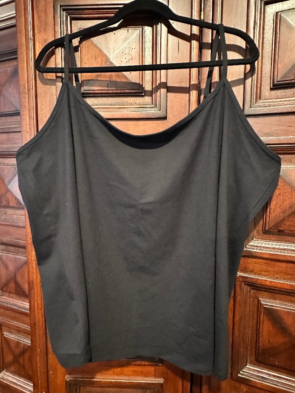 26/28 Women's Black adjustable strap CAMI TANK TOP